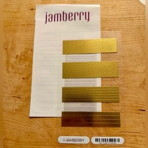 Straight Up Gold by Jamberry
